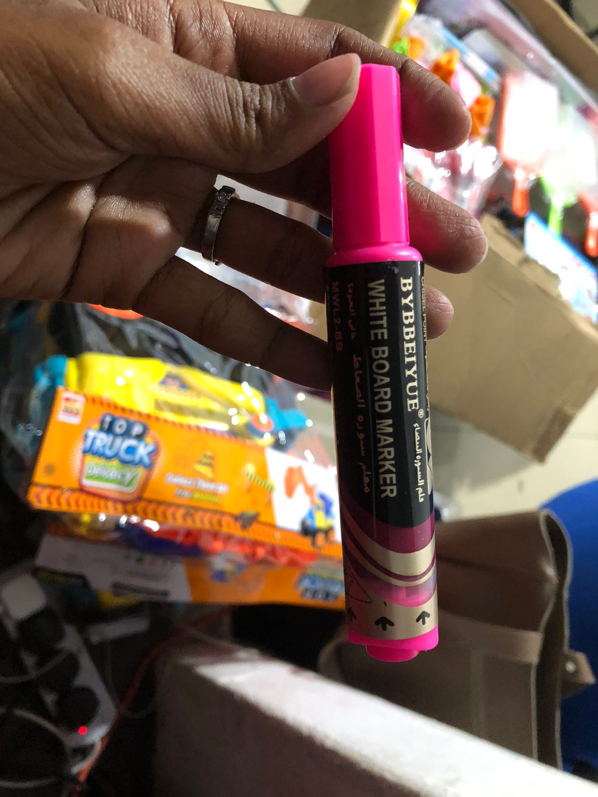 WHITEBOARD MARKER