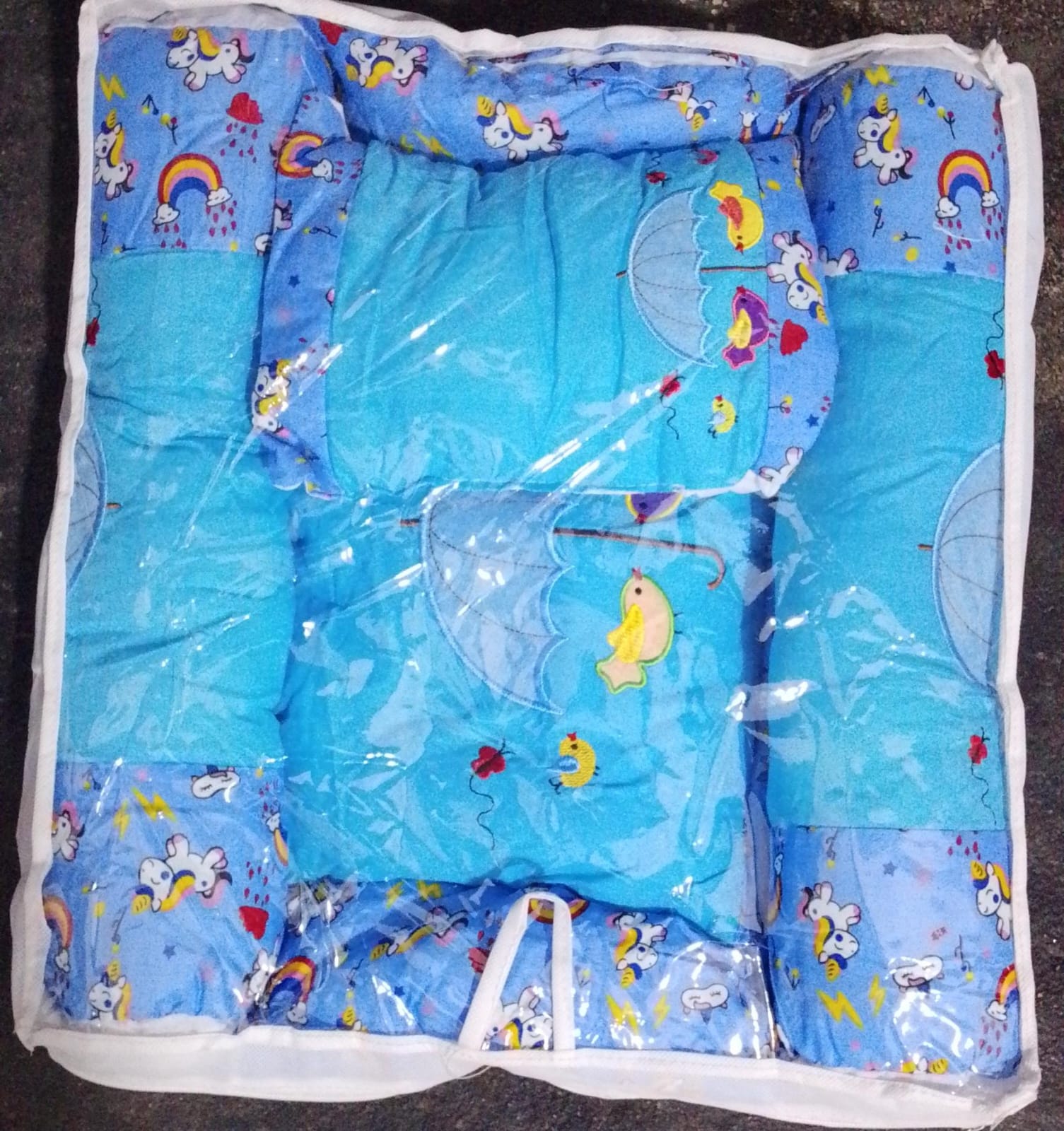 RAYYU - QUILT SET 4 IN 1 - COTTON