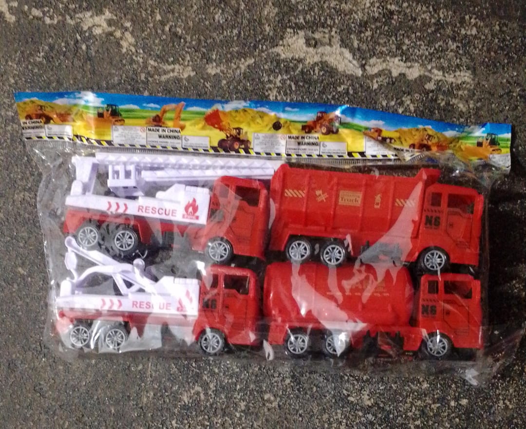 4PCS Red Truck (Rescue truck)