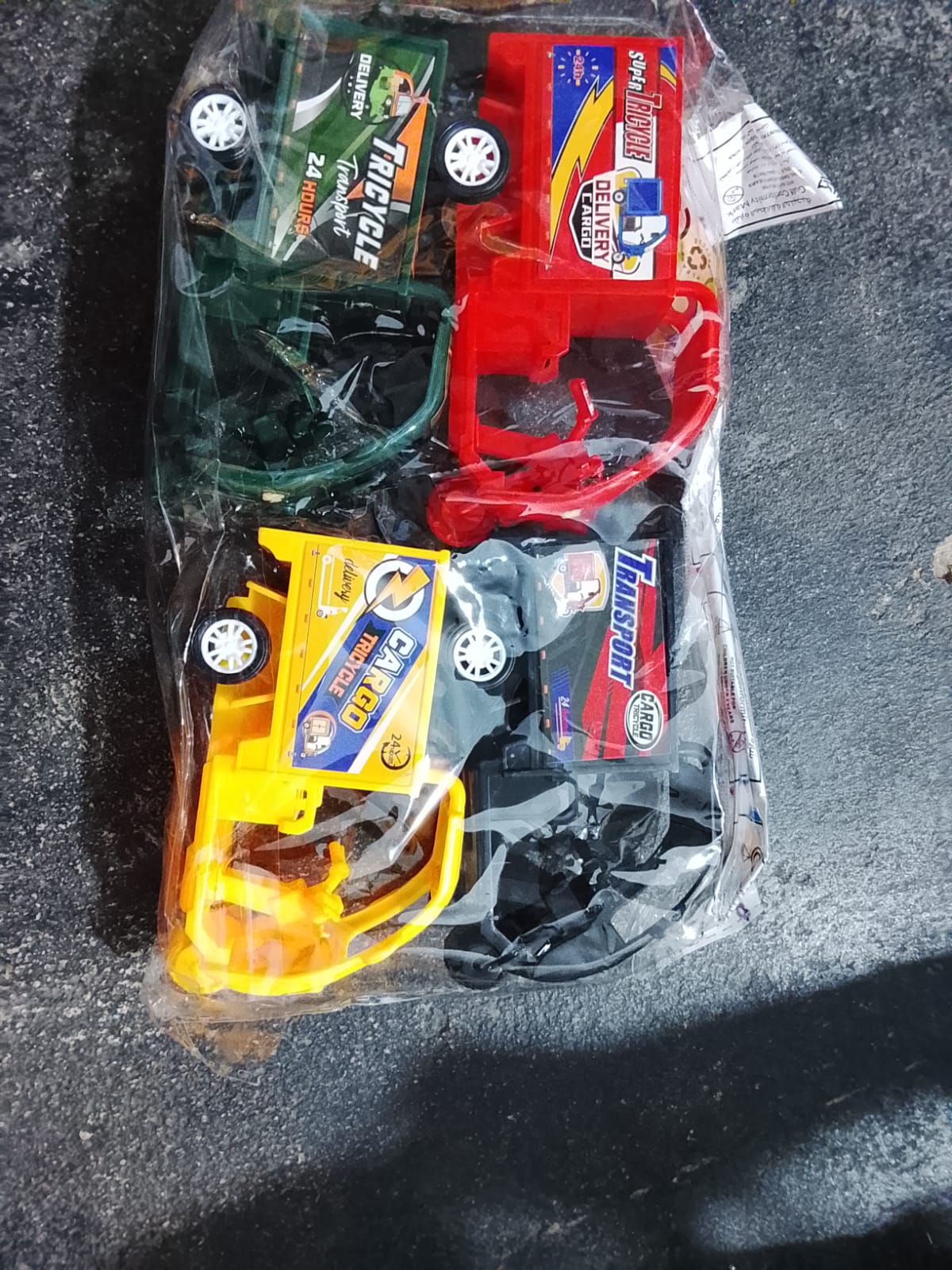 4 Pcs Tricycle